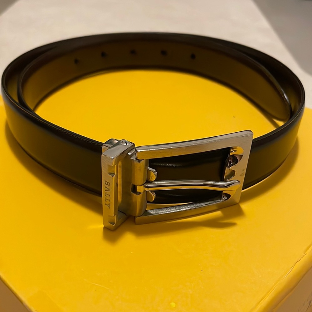 Bally belt, sz 29